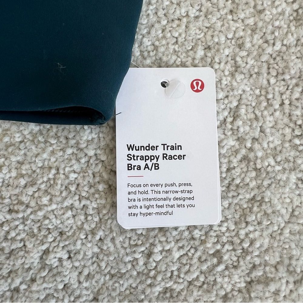 NWT lululemon athletica Wunder Train
Strappy Racer
Bra A/B - Picture 7 of 8